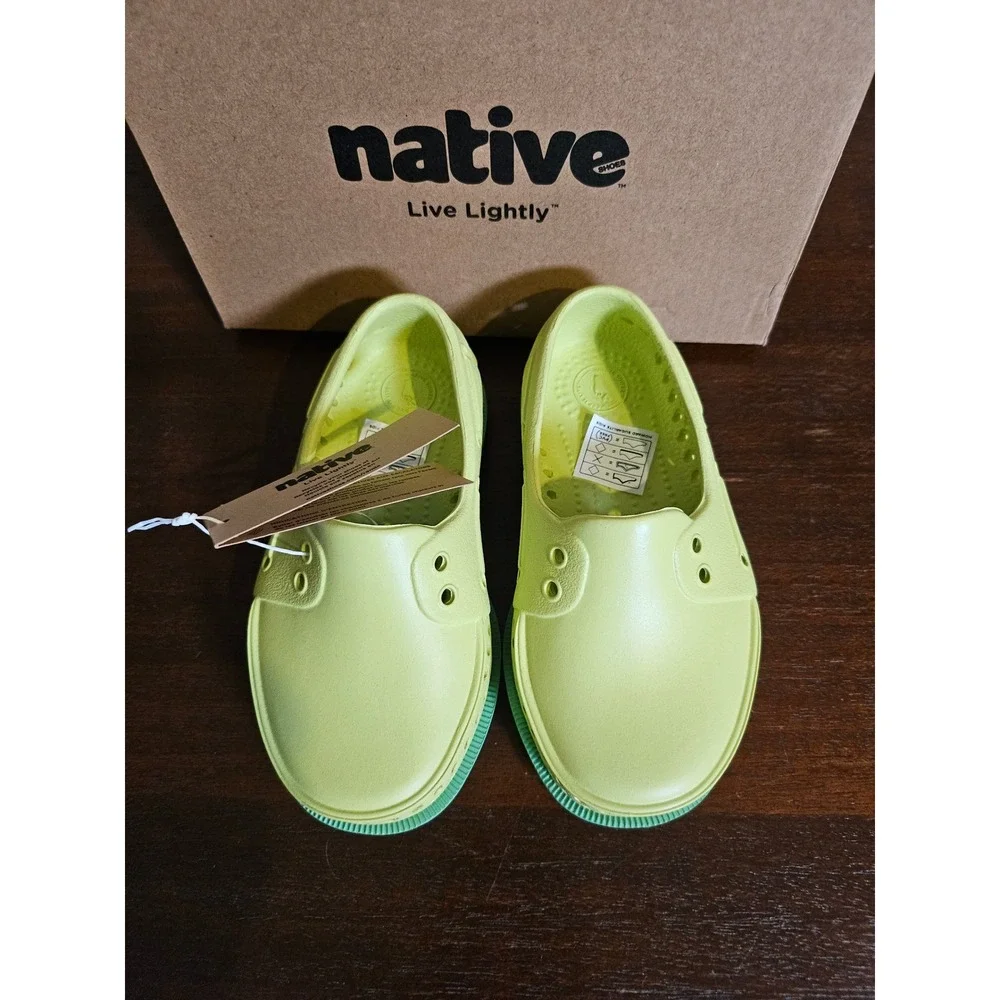 Native Howard Sugarlite Kids C7 Celery Green Slip On Water Shoes 13111400-3116